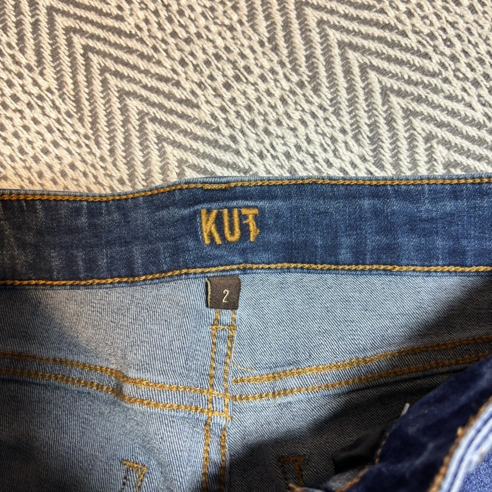 KUT from the Kloth | High Rise Boyfriend Jean Shorts | Sz 2 - Picture 8 of 8